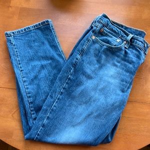 Levi Strauss & Co Athletic cut jeans (541) W32 L 30